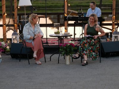 Koncert na molo - Przedwieczór i wieczór poezji Iwony Folusz